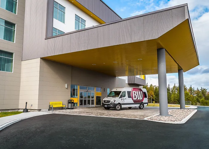 Western Plus St. John'S AirportAirport Hotel